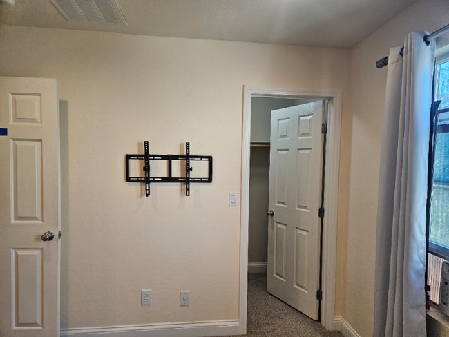 Building Photo - 300 Cadence View Way