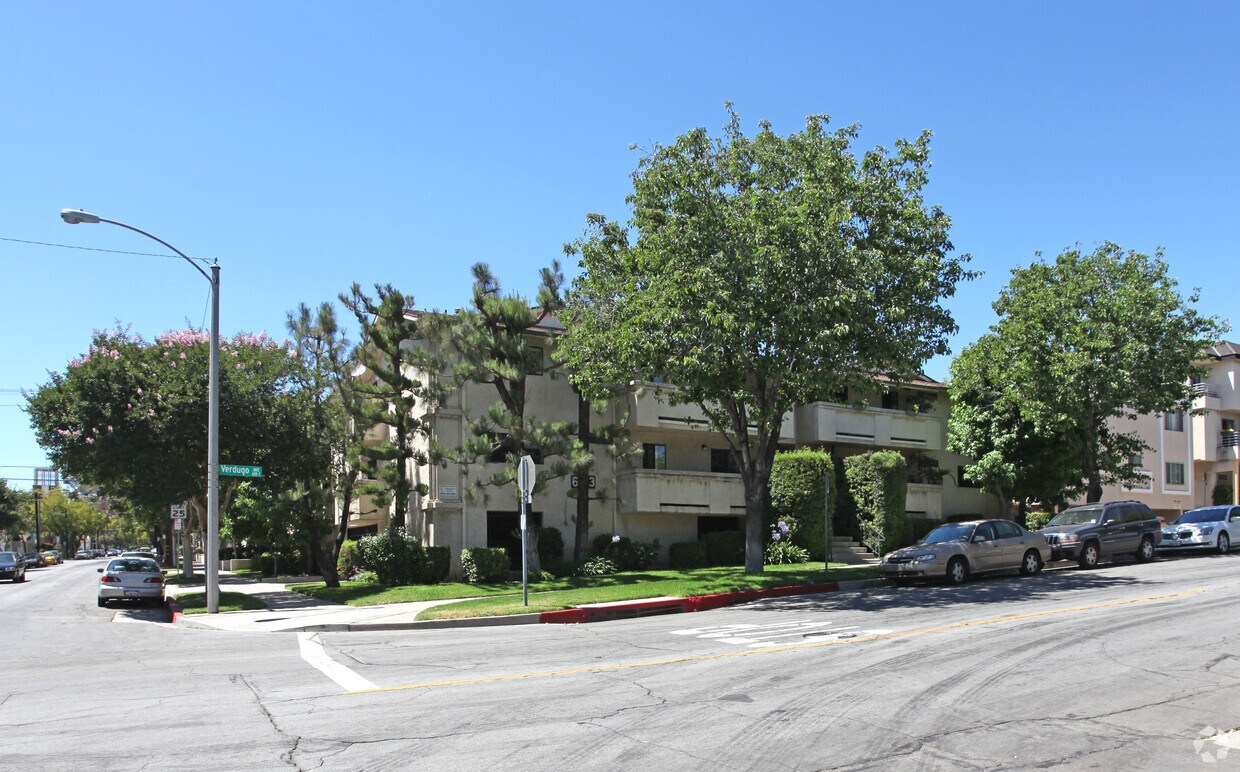Primary Photo - 603 E Verdugo Ave