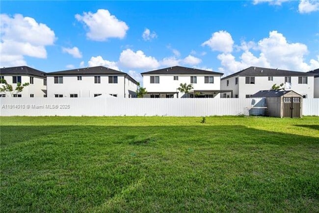Building Photo - 22535 SW 125th Ave