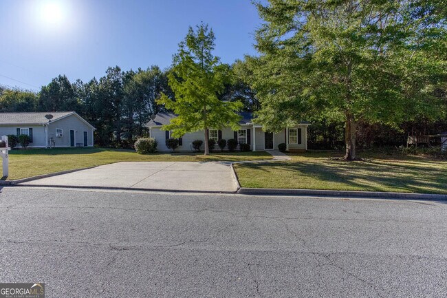 Foto del edificio - 3176 Macedonia Station Dr SW