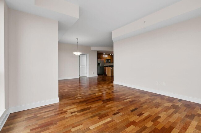 Building Photo - 100 3rd Ave S