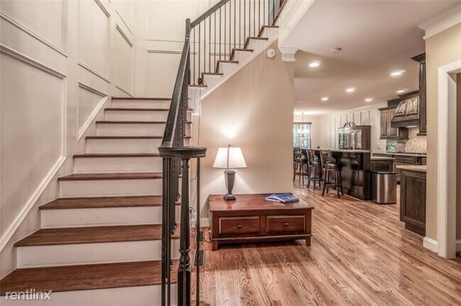 Foto del edificio - 3 br, 4 bath Townhome - 2652 Long Pointe