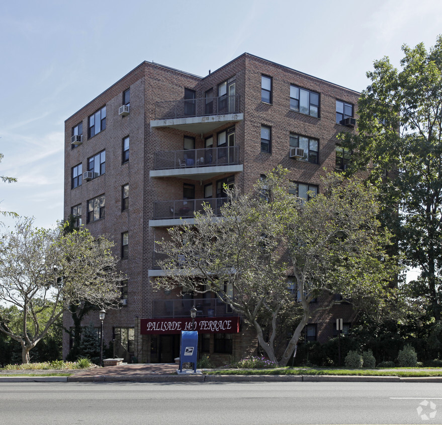 Primary Photo - Palisade Terrace