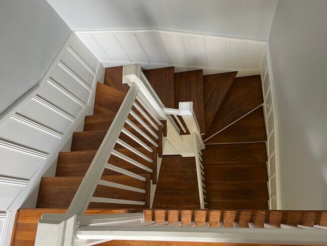 Front Stairway - 1655 Norfolk St
