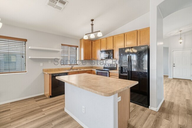 Building Photo - 4601 N 123rd Dr