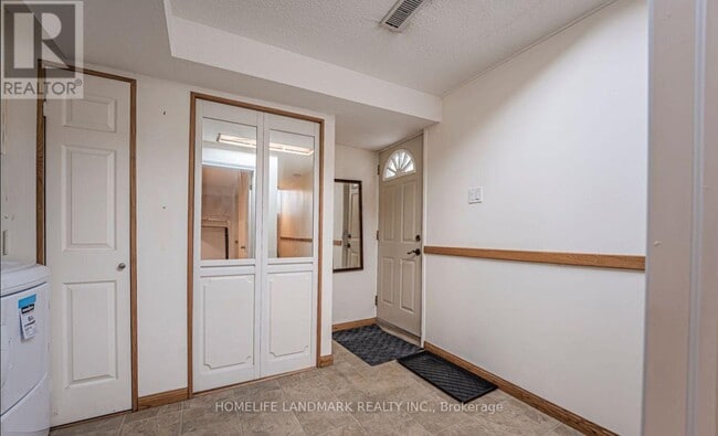 Building Photo - 2797 Windjammer Rd