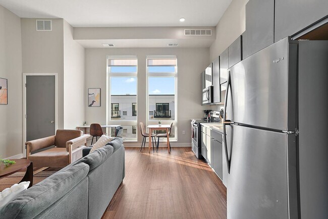 Building Photo - 1410 Nicollet Ave