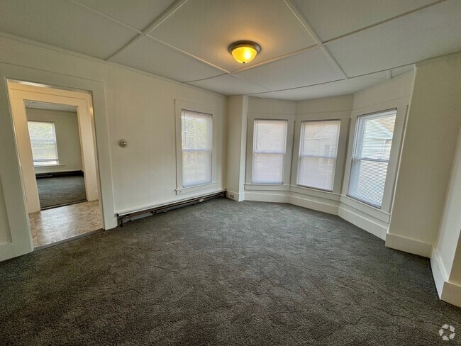 Building Photo - 115 Rumford St