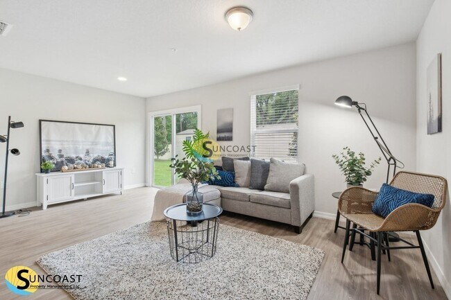 Foto del edificio - 7655 Mailes Ct