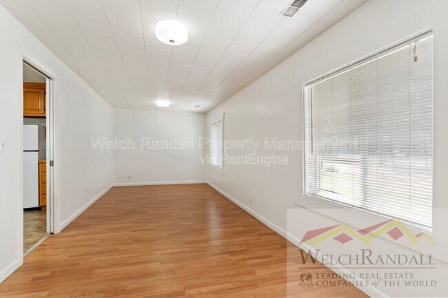 Foto del edificio - 421 E 2625 N