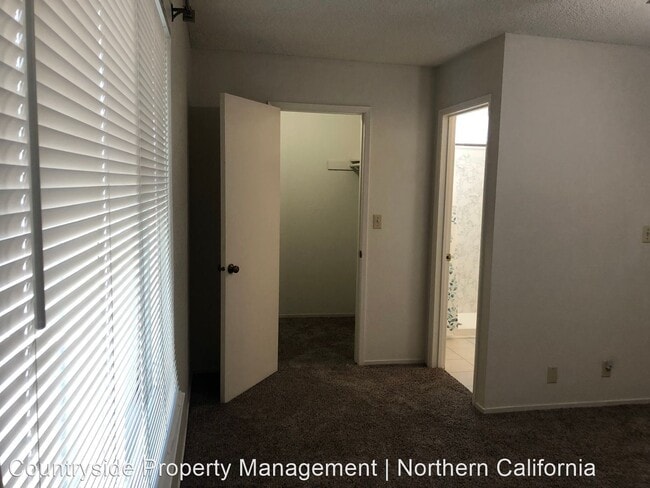 Building Photo - 3 br, 2 bath House - 3330 Bridalveil Court
