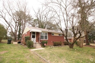 Building Photo - 817 Friar Tuck Rd