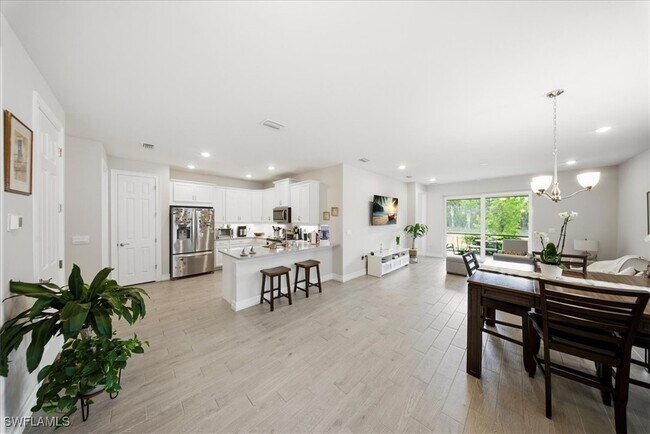 Foto del edificio - 1074 Enbrook Lp