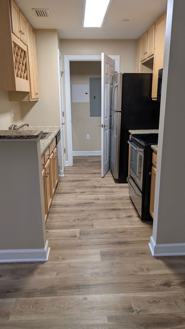 Building Photo - Cypress Preserve Beautiful 1B/1B Apartment...