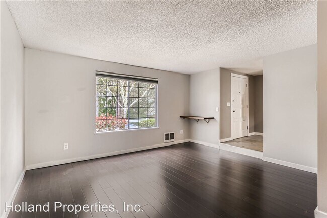 Building Photo - 3 br, 1.5 bath House - 6225 SW 130th Ave