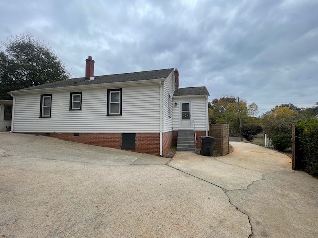 Building Photo - Beautiful Greenville Home