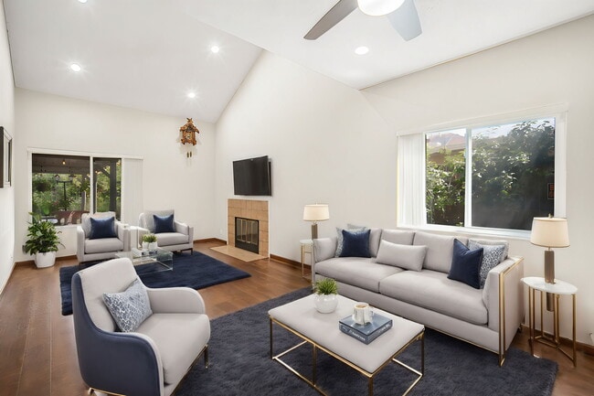 Building Photo - 4560 Benedick Ct