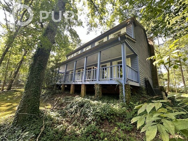 Building Photo - 508 Brackenbury Ln