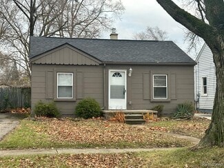 Building Photo - 18606 Floral St