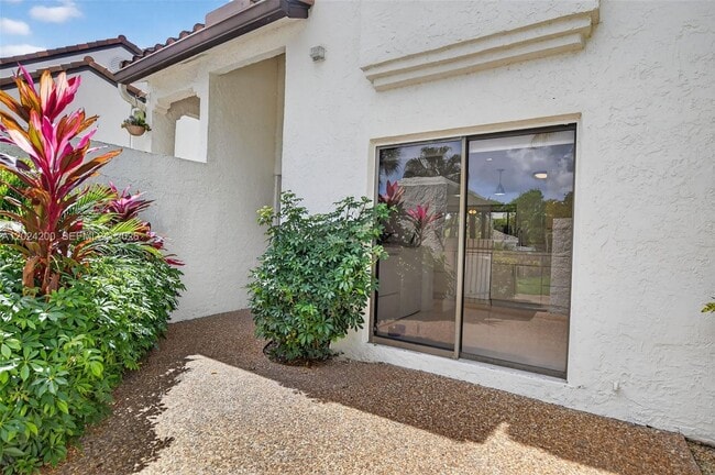 Building Photo - 7906 Granada Pl