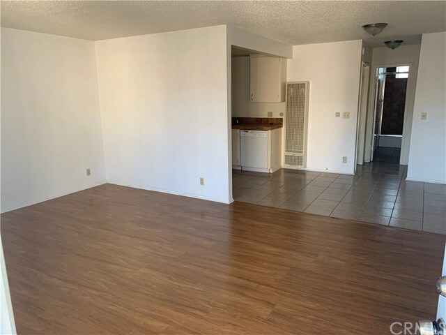 Building Photo - 33961 Silver Lantern St