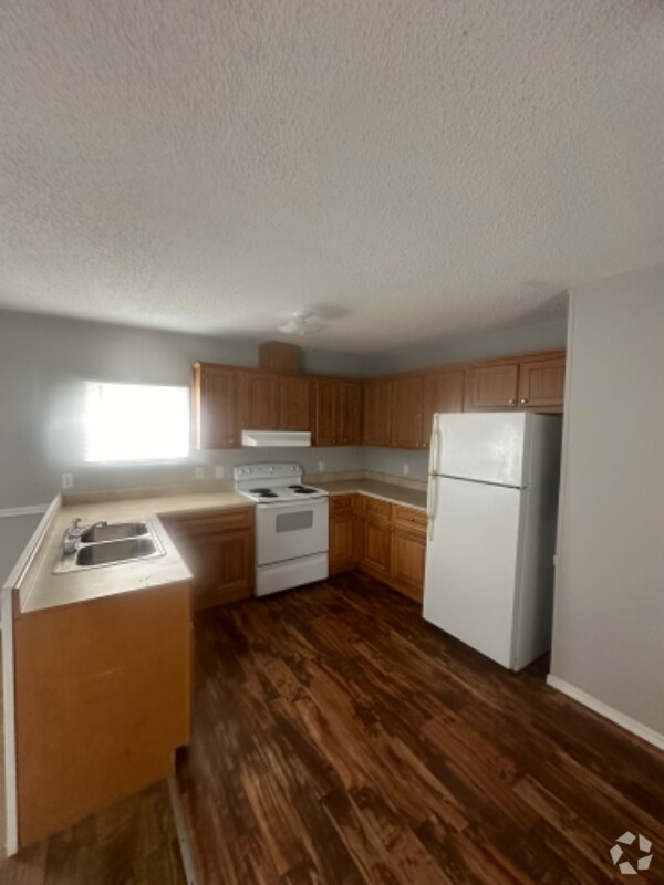 Brownsfield/Central Apartments for Rent with Utilities Included Baton