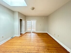 Building Photo - 3302 E Baltimore St