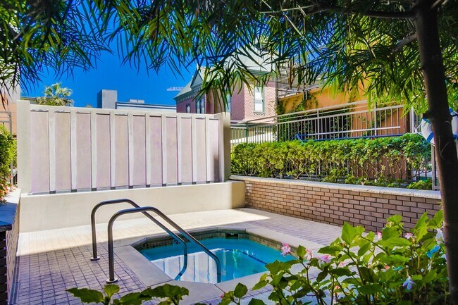 Foto del edificio - 1225 Island Ave #513
