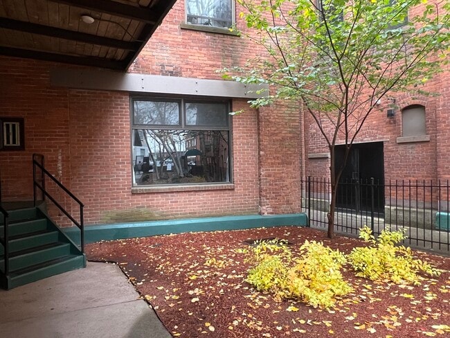 Foto del edificio - 74 Union Pl