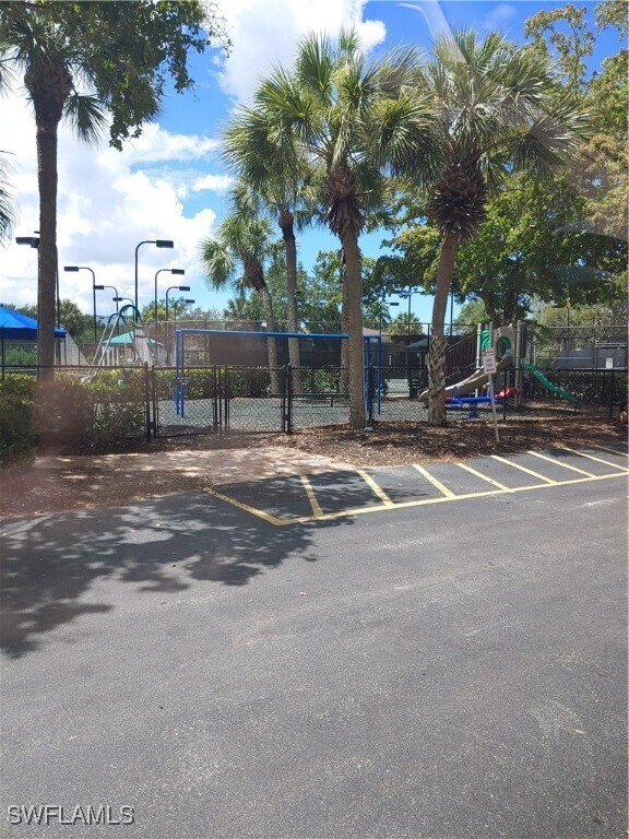 Foto del edificio - 1246 Sweetwater Ln