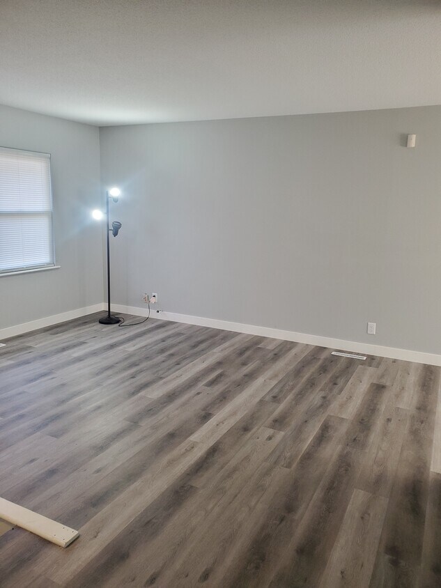 Foto principal - 3027 Stratford Ln SW