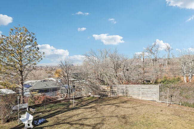 Foto del edificio - 1850 S Wasatch Dr