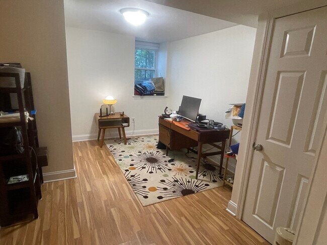 Foto del edificio - 25 William Jackson Ave