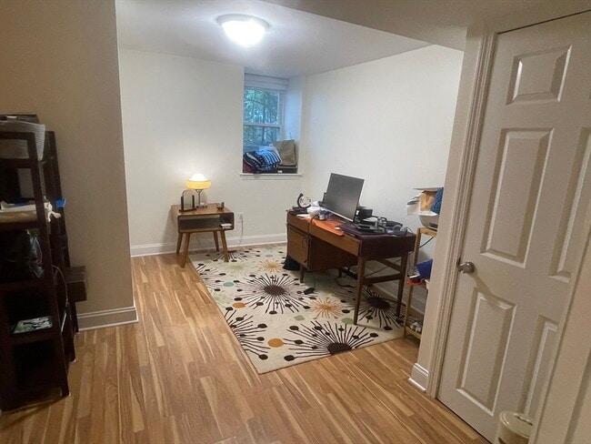 Building Photo - 25 William Jackson Ave