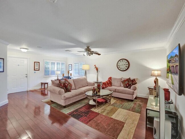 Building Photo - 9113 Vineyard Lake Dr