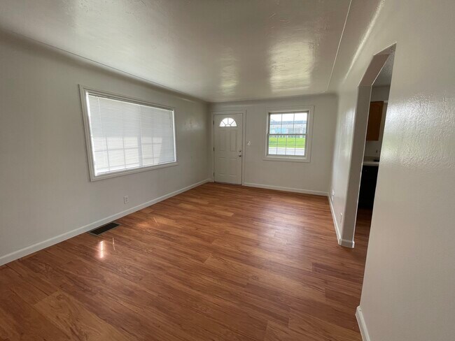 Building Photo - 1101 Nome St