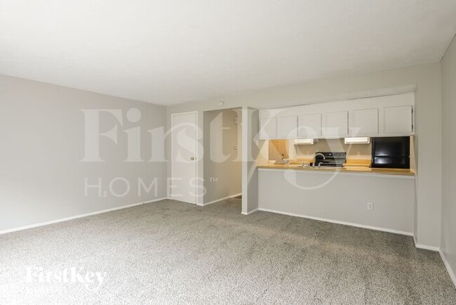 Building Photo - 6847 Cross Key Dr