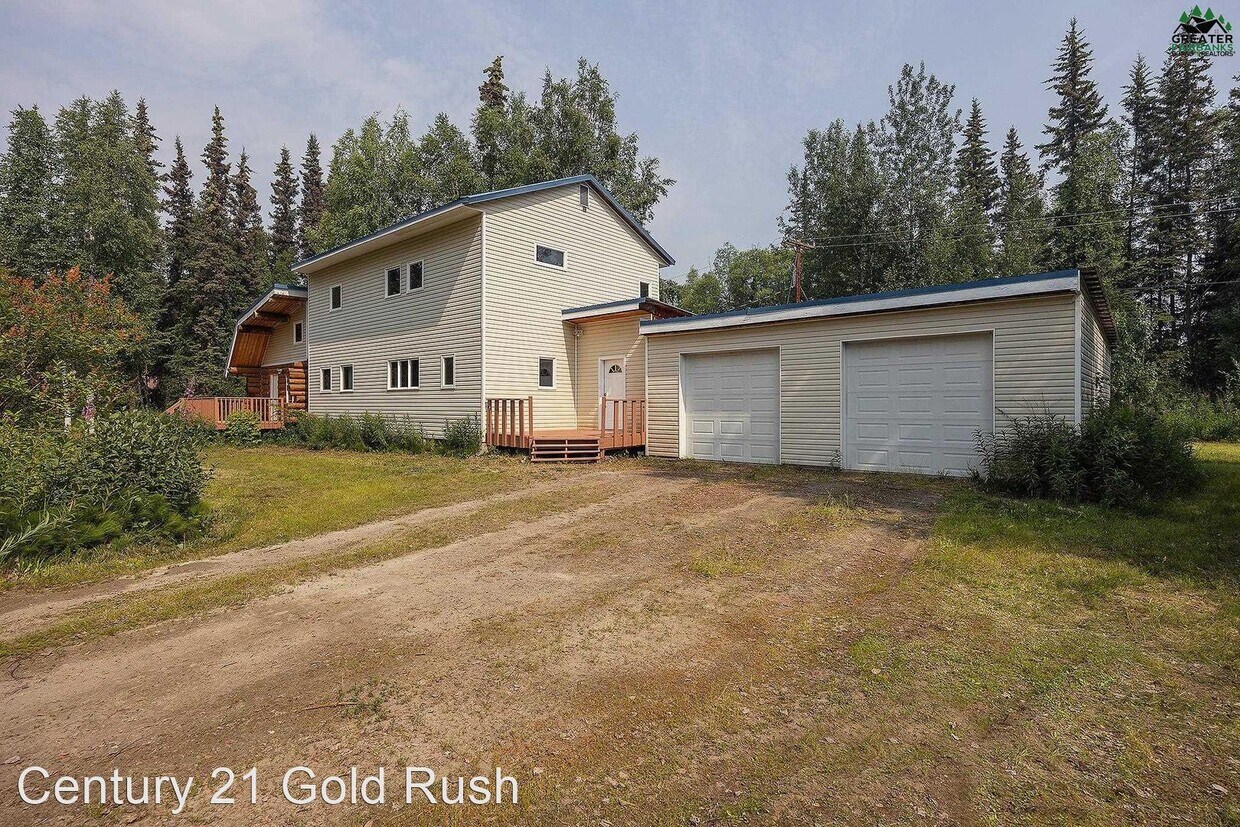 Primary Photo - 4 br, 2.5 bath House - 3160 Treaty Street