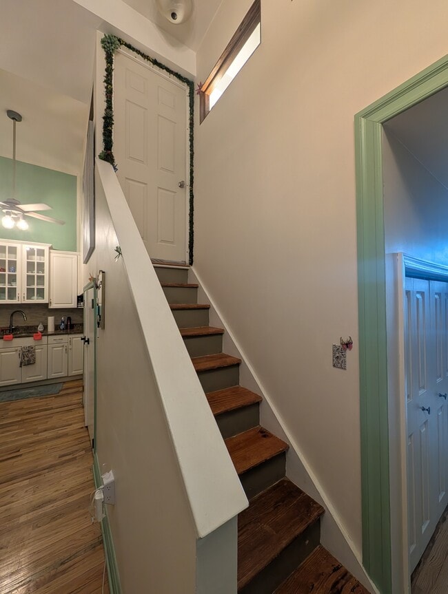 Building Photo - 518 Gregory Ave