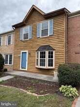 Building Photo - 218 Tudor Dr