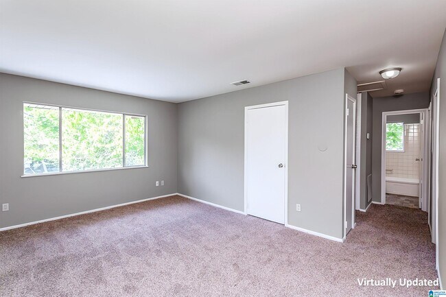 Foto del edificio - 1112 S Gale Dr