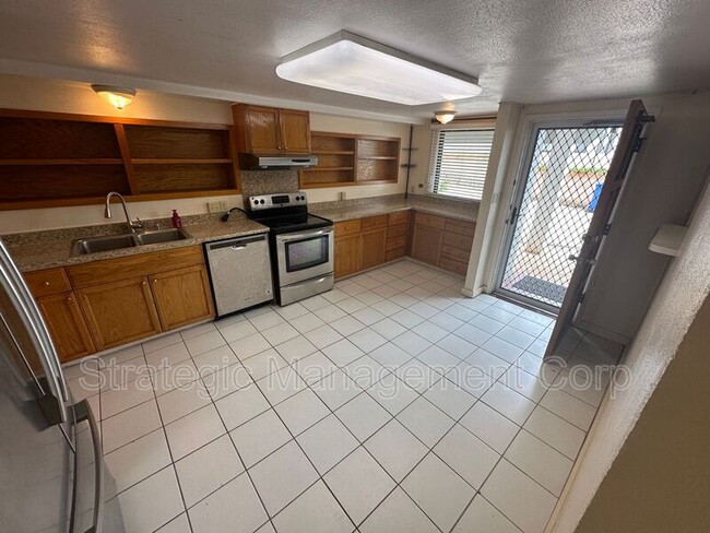 Photo - 3717 Manini Way House