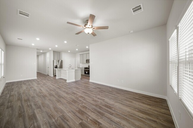 Foto del edificio - 11959 Wisteria Mdws Dr