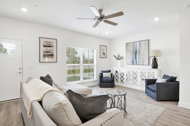 Foto del edificio - 26974 Prt Washington Ln