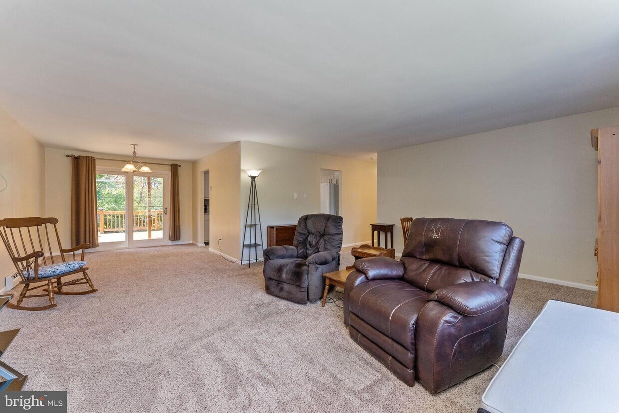 1224 Woodmere Rd, Pottstown, PA 19464 House Rental in Pottstown, PA