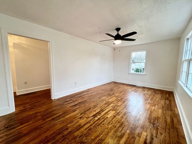 Building Photo - Beautiful Hardwood Floors and More