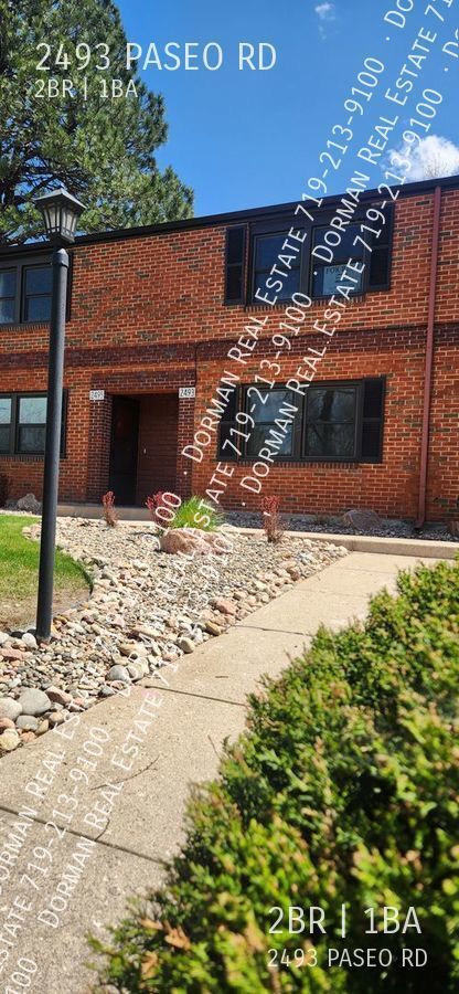 Foto del edificio - 2 story townhome
