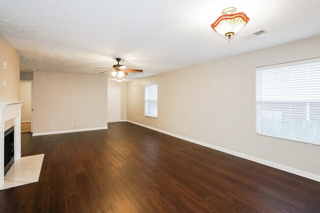 Building Photo - 3005 Fieldstone Ct