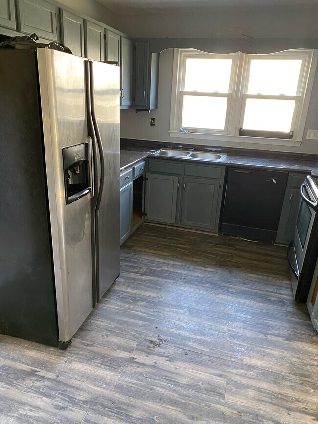 Building Photo - 5321 Hadrian Dr