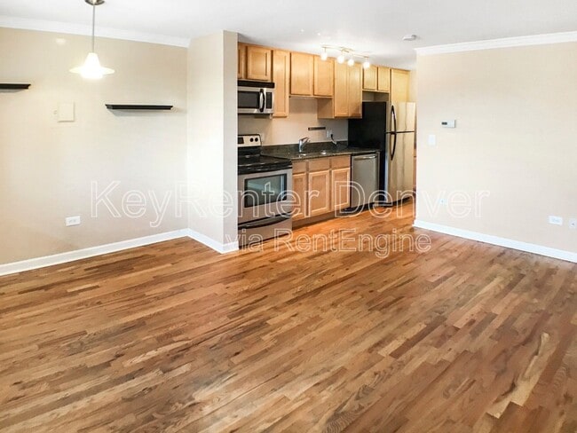 Foto del edificio - 529 N Washington St